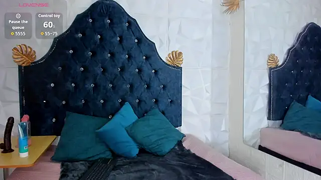  mia milf  online show from 23, 3, 2026