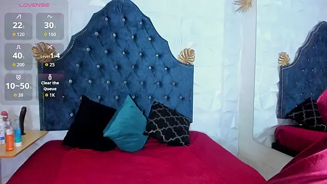  mia milf  online show from 12, 4, 2026