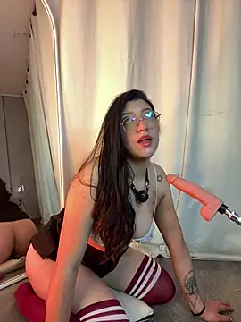 kaylii purple online show from 12, 9, 2025