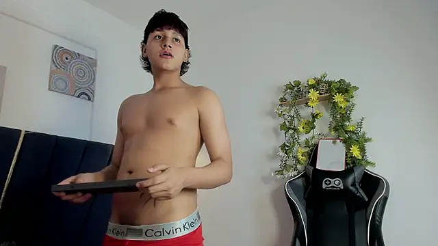 Snapshot of zeusapollofuck chatting on 29, 11, 2025 zeusapollofuck online show from 29, 11, 2025