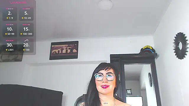 Snapshot of Vicky_hotmilf chatting on 13, 3, 2026 Vicky hotmilf online show from 13, 3, 2026