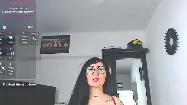 Snapshot of Vicky_hotmilf chatting on 14, 4, 2026 Vicky hotmilf online show from 14, 4, 2026