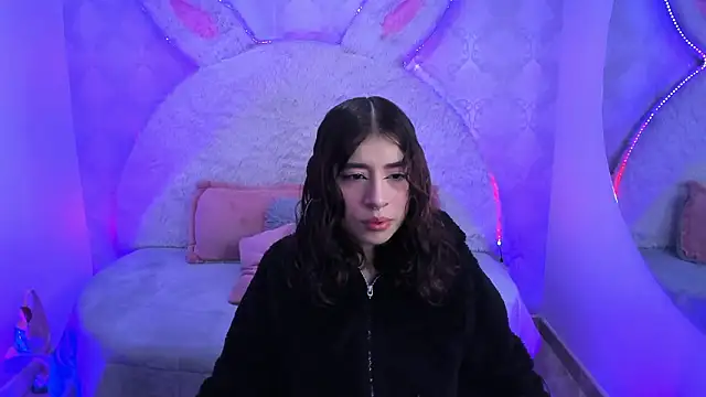 Gaby louse online show from 10, 3, 2026