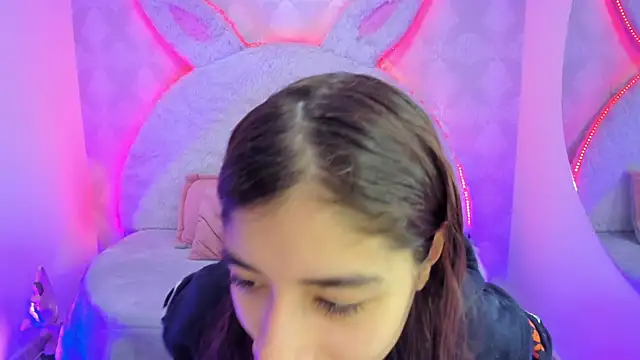 Gaby louse online show from 6, 3, 2026