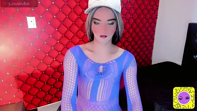 MIA HOT23CM S7S online show from 1, 10, 2025