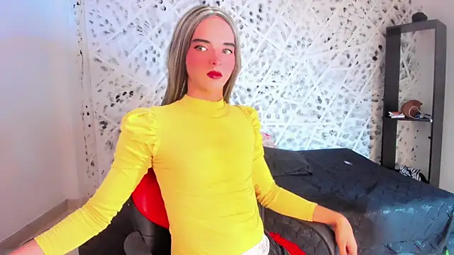 MIA HOT23CM S7S online show from 9, 10, 2025