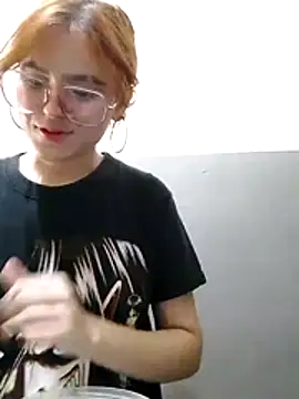 elizabeth05 online show from 18, 10, 2025