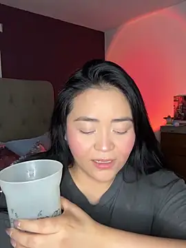 MyHoneyFrida online show from 22, 9, 2025