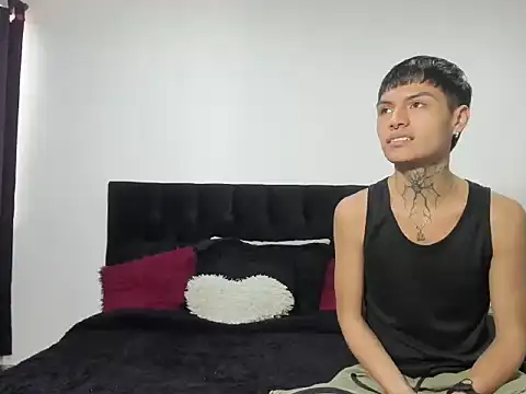 mhatias  online show from 6, 10, 2025