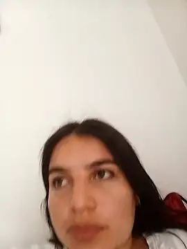 chloe 90 online show from 29, 9, 2025