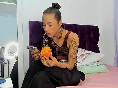 berenicelV online show from 24, 9, 2025