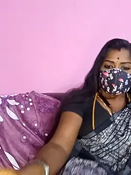 Snapshot of tamilammukuttyy chatting on 14, 5, 2026 tamilammukuttyy online show from 14, 5, 2026