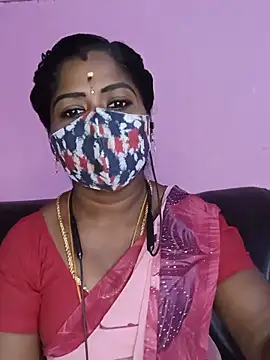 Snapshot of tamilammukuttyy chatting on 28, 5, 2026 tamilammukuttyy online show from 28, 5, 2026