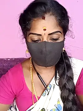 Snapshot of tamilammukuttyy chatting on 27, 4, 2026 tamilammukuttyy online show from 27, 4, 2026