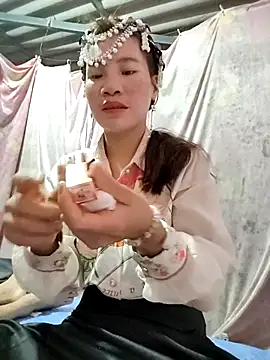 Tin tanny online show from 14, 2, 2026