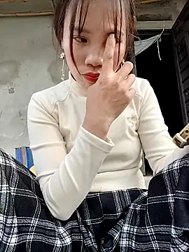 Tin tanny online show from 17, 12, 2025