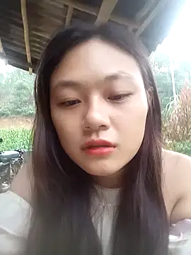 mai-xinh online show from 12, 10, 2025