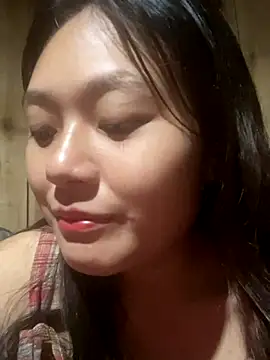 mai-xinh online show from 6, 11, 2025