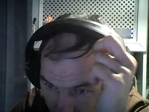 Snapshot of SummerArthur chatting on 30, 10, 2025 SummerArthur online show from 30, 10, 2025