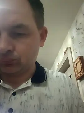 Snapshot of SummerArthur chatting on 15, 9, 2025 SummerArthur online show from 15, 9, 2025