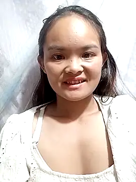 xinhxinhcute online show from 5, 10, 2025