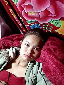 xinhxinhcute online show from 3, 12, 2025