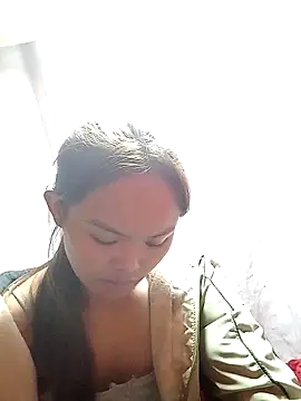 xinhxinhcute online show from 2, 12, 2025