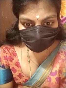 Snapshot of Nithiila chatting on 20, 9, 2025 Nithiila online show from 20, 9, 2025