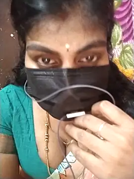 Snapshot of Nithiila chatting on 24, 9, 2025 Nithiila online show from 24, 9, 2025