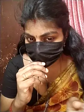 Snapshot of Nithiila chatting on 24, 11, 2025 Nithiila online show from 24, 11, 2025