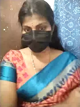 Snapshot of Nithiila chatting on 1, 11, 2025 Nithiila online show from 1, 11, 2025