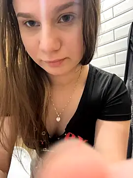 Snapshot of MiniVi chatting on 30, 11, 2025 MiniVi online show from 30, 11, 2025