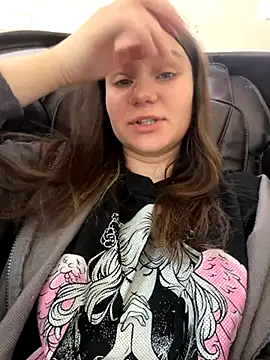 Snapshot of MiniVi chatting on 9, 9, 2025 MiniVi online show from 9, 9, 2025