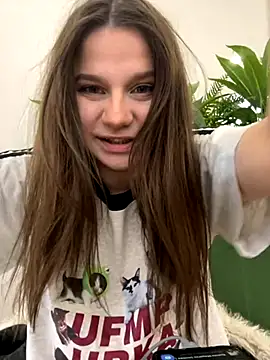 Snapshot of MiniVi chatting on 30, 9, 2025 MiniVi online show from 30, 9, 2025