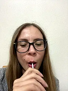 SophieDesire online show from 17, 9, 2025