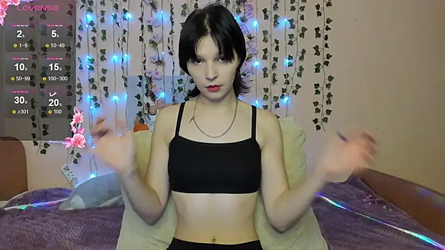 AudreyyKim online show from 15, 11, 2025