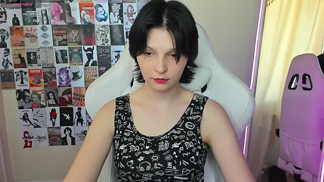 AudreyyKim online show from 19, 9, 2025