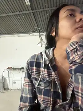 GiorgiaLuxee online show from 9, 11, 2025