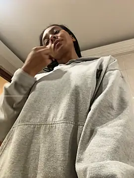 GiorgiaLuxee online show from 20, 11, 2025