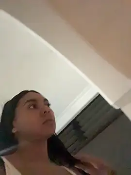 GiorgiaLuxee online show from 13, 11, 2025