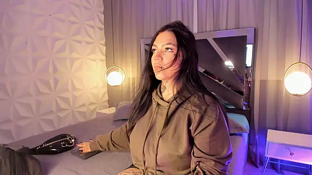 MAGIC TESSA online show from 27, 10, 2025