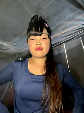 Snapshot of delwyn- chatting on 16, 11, 2025 delwyn- online show from 16, 11, 2025