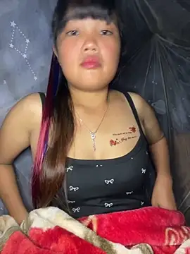 Snapshot of delwyn- chatting on 23, 10, 2025 delwyn- online show from 23, 10, 2025