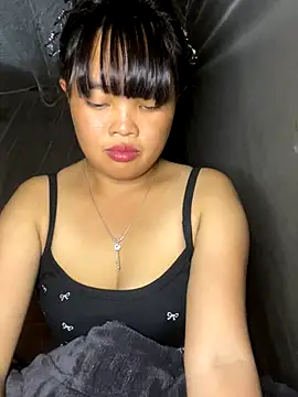 Snapshot of delwyn- chatting on 1, 10, 2025 delwyn- online show from 1, 10, 2025