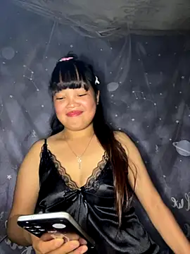 Snapshot of delwyn- chatting on 11, 10, 2025 delwyn- online show from 11, 10, 2025