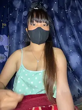 Snapshot of delwyn- chatting on 2, 11, 2025 delwyn- online show from 2, 11, 2025