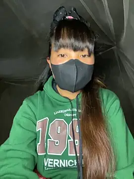 Snapshot of delwyn- chatting on 14, 11, 2025 delwyn- online show from 14, 11, 2025