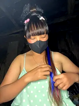 Snapshot of delwyn- chatting on 6, 11, 2025 delwyn- online show from 6, 11, 2025