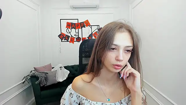 EmilyGraydis online show from 21, 10, 2025