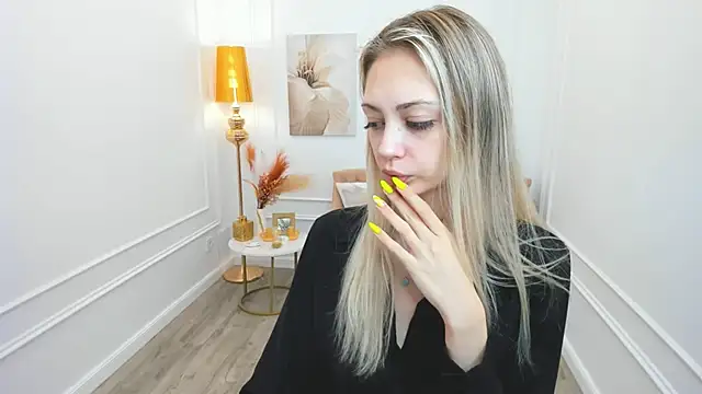 EmilyGraydis online show from 8, 4, 2026